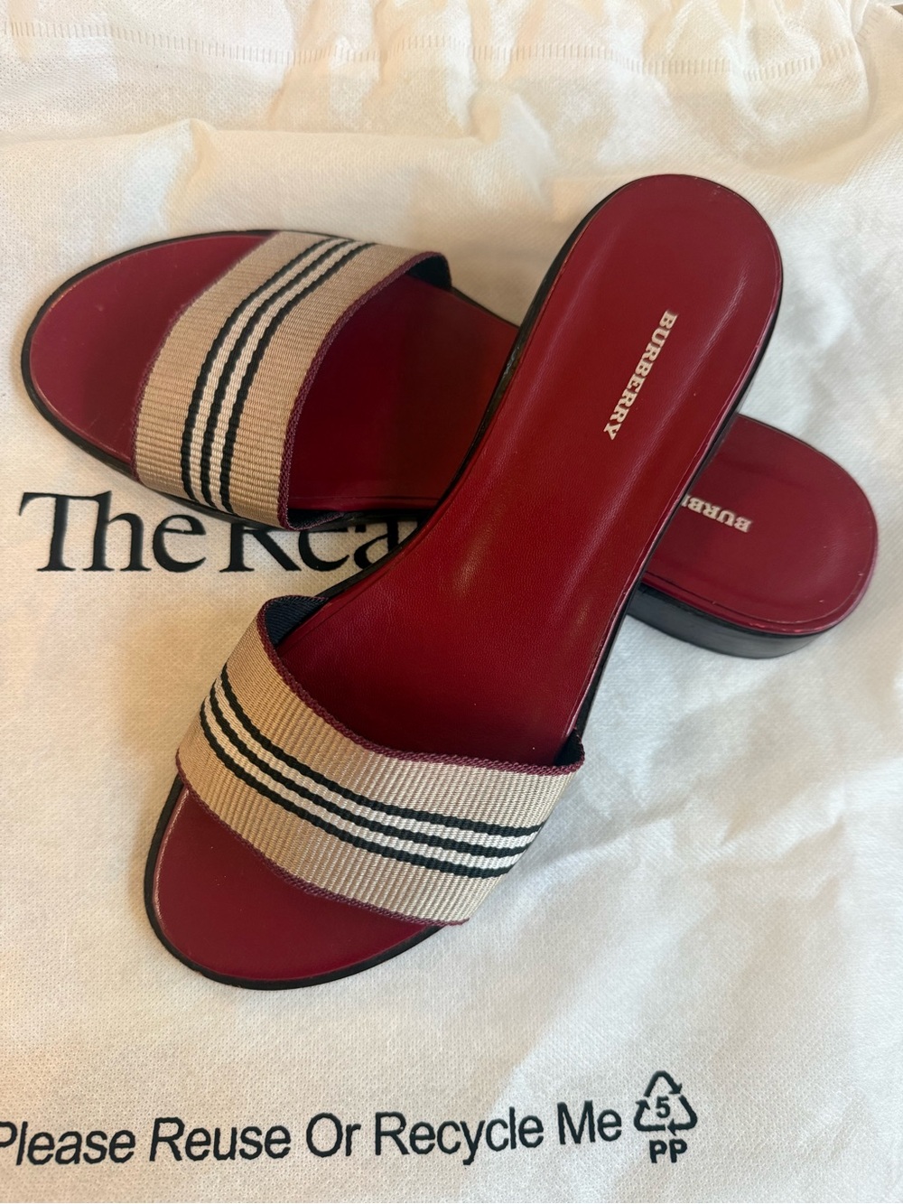 37. Burberry Red Leather Slide Mules with Beige Striped Band
